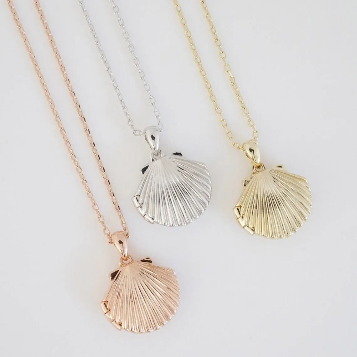 

20 pcs Shell Locket Necklace Mermaid Necklace Beach Sea Ocean Jewelry Bulk