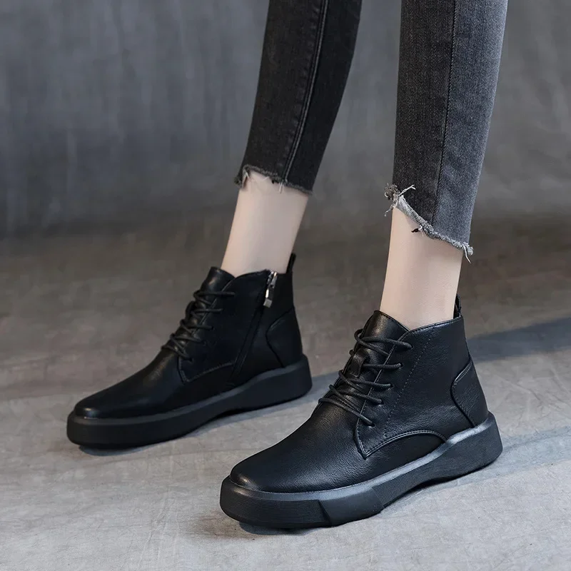 New Large Women's Autumn Flat Sole Single Boots Retro British Style Short Boots Casual Plush Winter Women