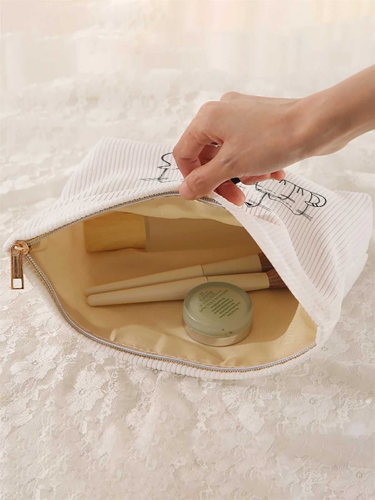 1 cat patterned corduroy makeup bag, lightweight zipper makeup storage box, multifunctional bag with lining