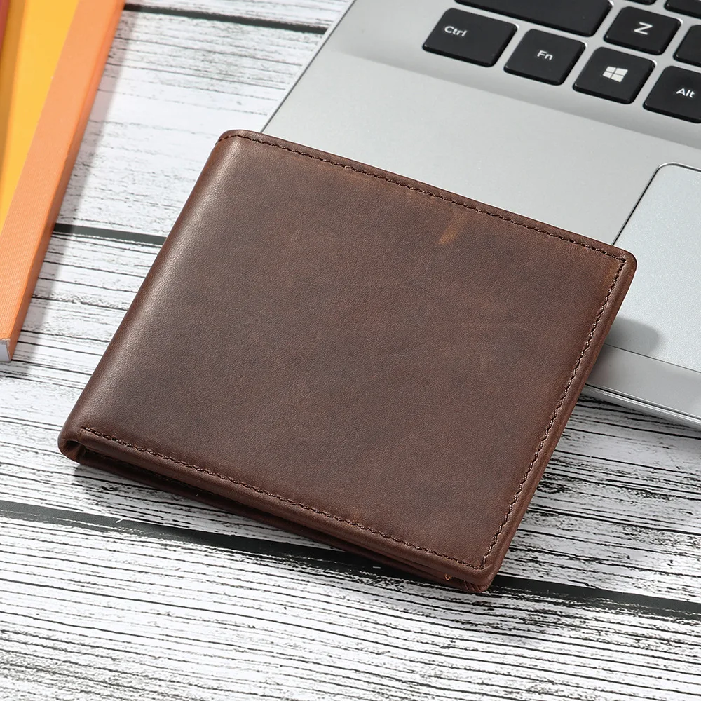 Vintage Leather Men's Wallet with RFID Blocking and Multiple Card Slots