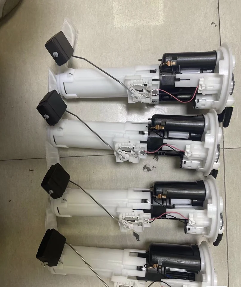 New Genuine OEM Parts Auto Fuel Pump Assy 15100-81833,15100-81A13