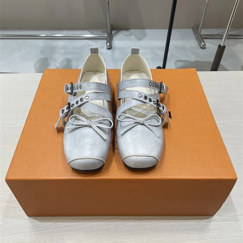 Women's Retro Butterfly Strap Buckle Design Ballet Shoes Korean Sweet Cute Shoes Ladies Leather Square Toe Flat Shoes Spring New 3