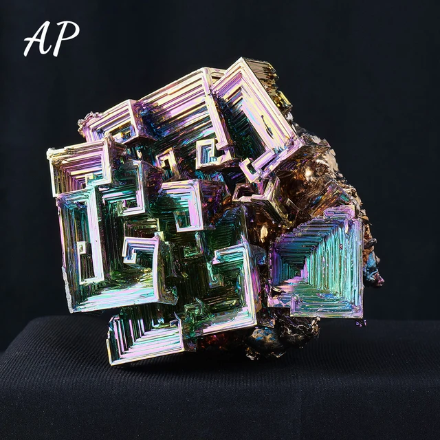 This Is The Sharpest Bismuth Knife In The World!