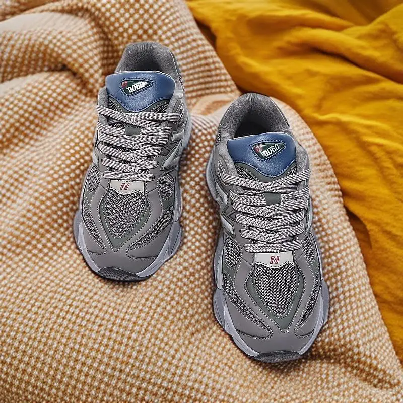 Lightweight Couple Board Shoes 3