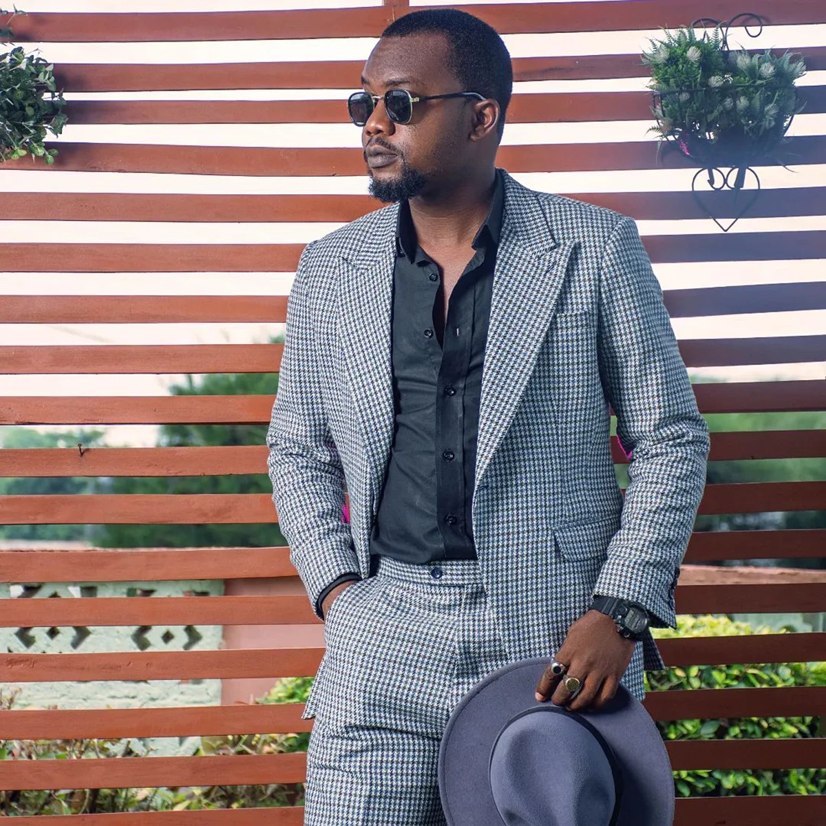 Houndstooth Men's Suits Tailored 2 Pieces Blazer Pants Peaked Lapel Modern One Button Slim Formal Wedding Custom Made Plus Size