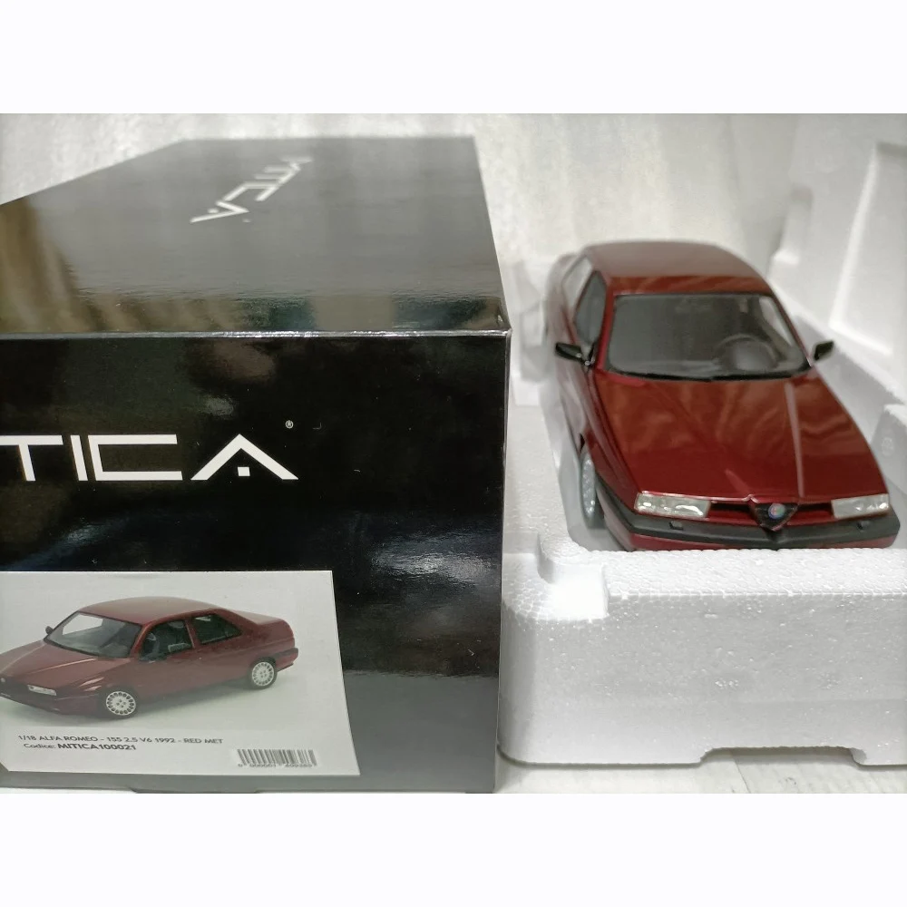 Alfa Romeo 155 2.5 V6 1992 1:18 Scale Resin Rear Static Car