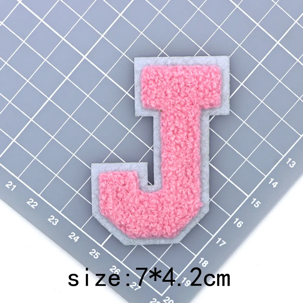 1pc A-Z rosa Chenille Stickerei Buchstaben Alphabet Eisen auf Patches für Kleidung Applique DIY benutzer definierte Name Abzeichen Dekor Aufkleber – Detail 14