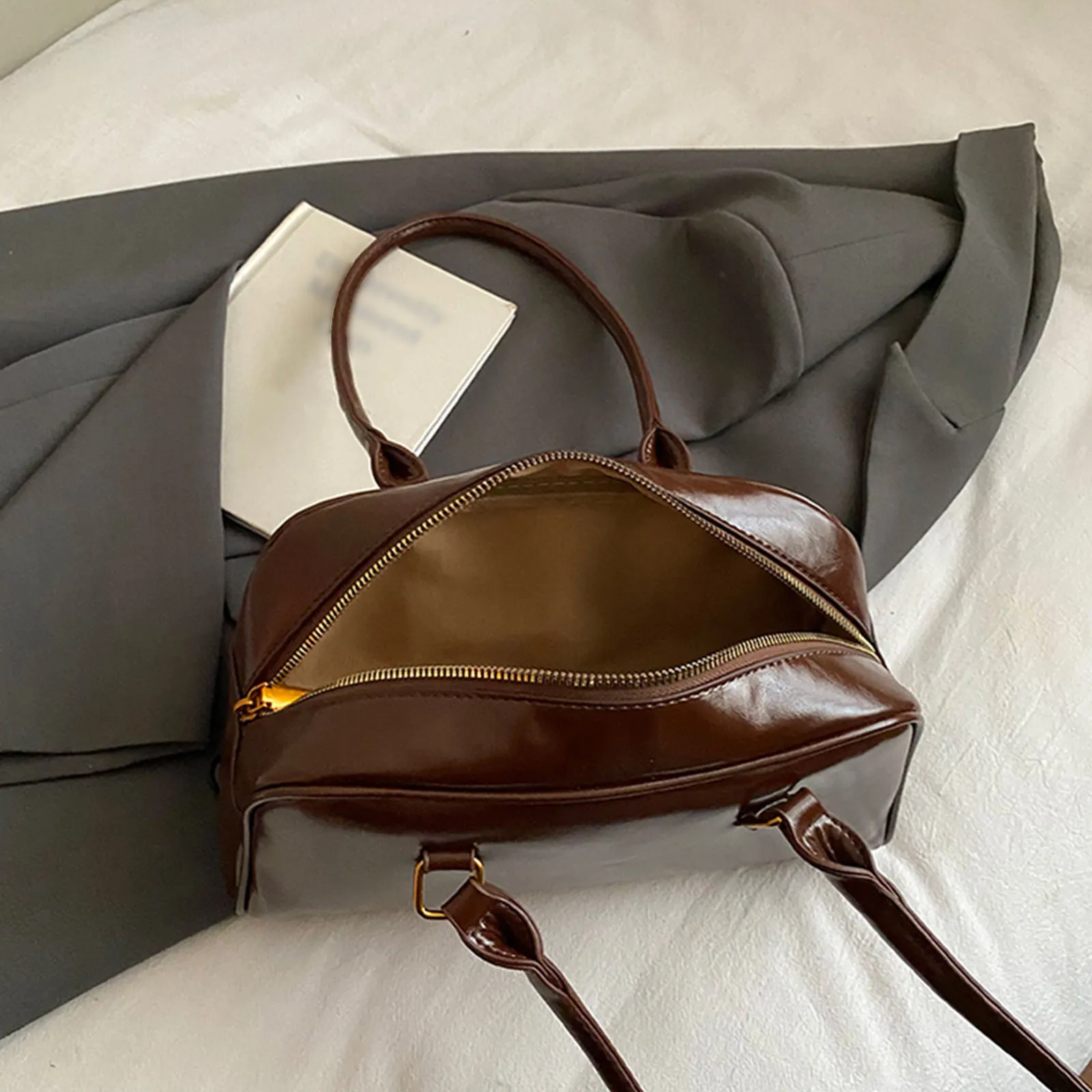 Women PU Tote Bag with Zipper Underarm Bag Boston Bag Large Capacity for Travel Shopping Daily Use