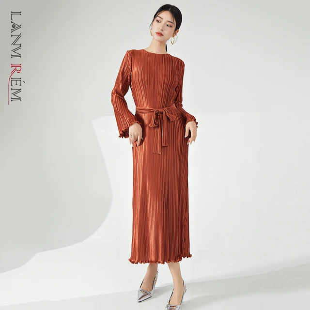 LANMREM Stringy Selvedge Pleated Dress Women's O-neck Long Sleeve Tie Design Gathered Waist Famale Clothing Autumn New 2Z2390