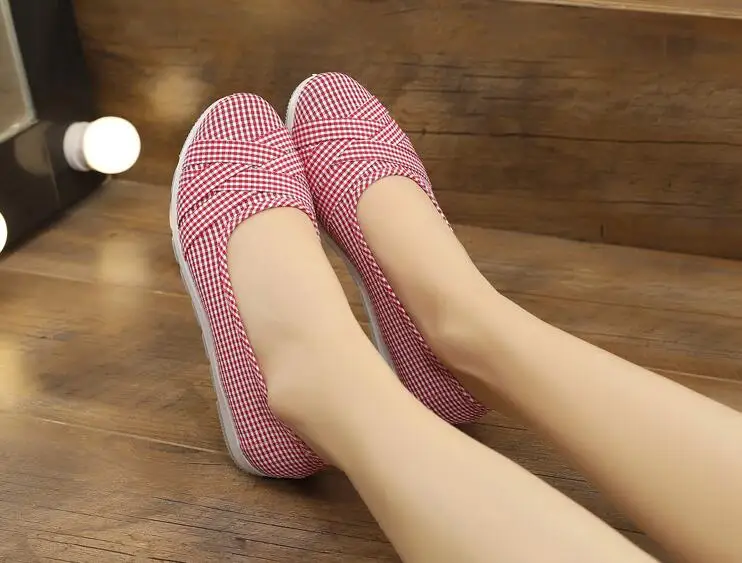 

2023 Hot Static Reflective Running shoes Belgua Frozen Dazzling Tailgate Men Women zebra Sneakers