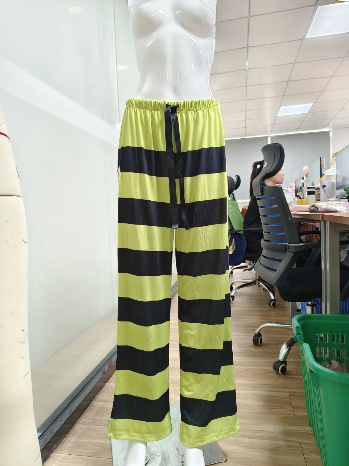 Women's Green Pajama Pants Christmas Striped Pajama Casual Long Pants Bottoms Casual Pants Outfits Clothes Sleepwear - Image 3