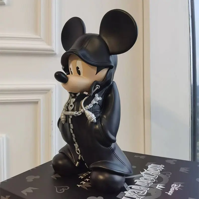 Medicom Disney Kingdom Hearts King Mickey Statue black