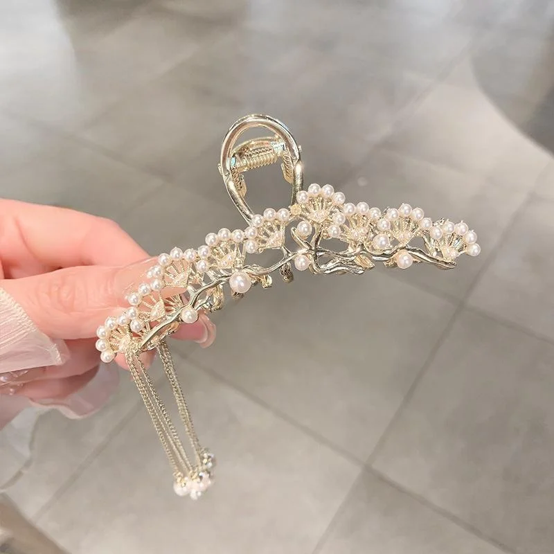 

Women's Fashion Hair Clip Pearl Fan Tassel Back of Head Butterfly Clips Fashion Hair Accessories Supplies