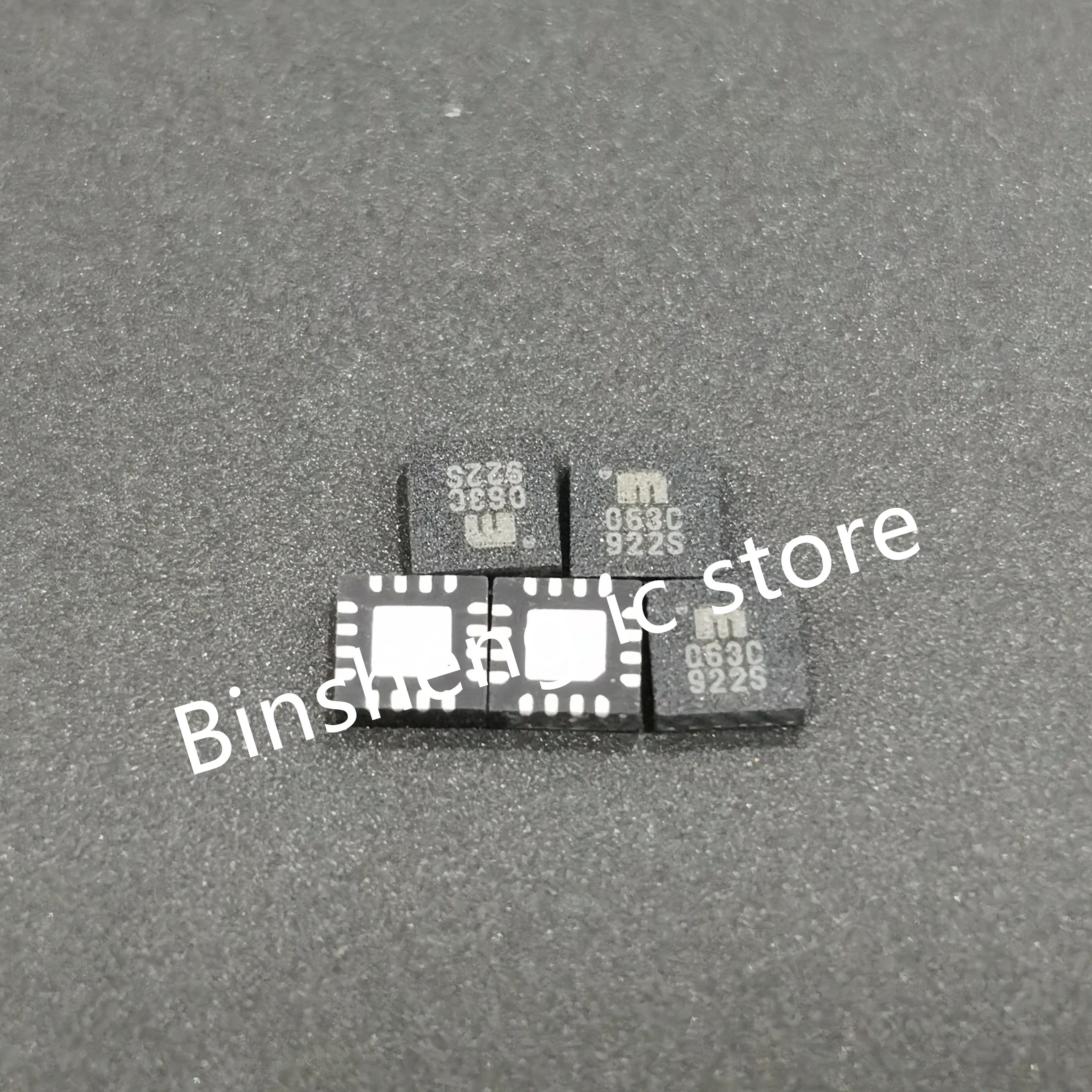 

SY88063CLMG Screen printing：063C QFN16