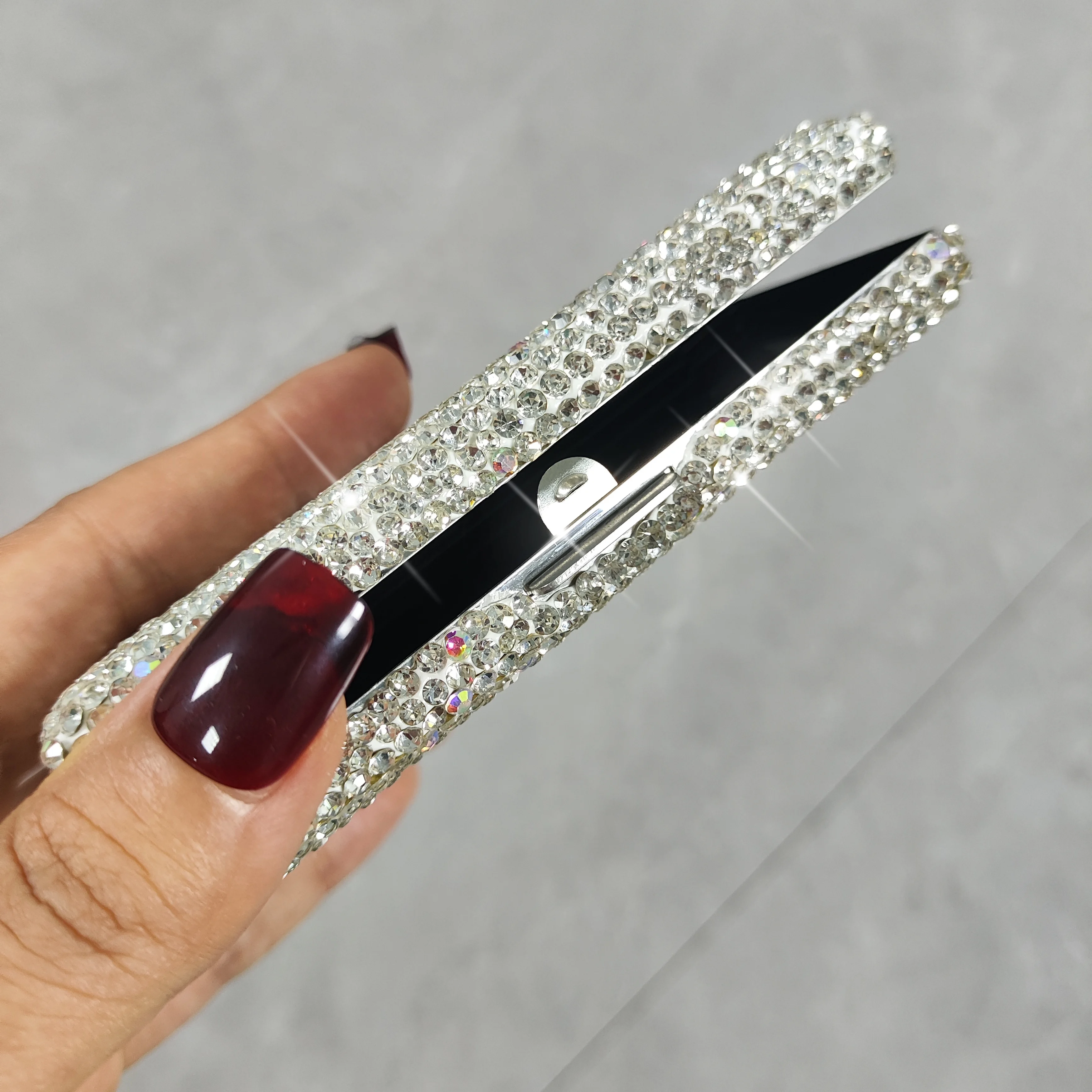 High appearance level stainless steel card holder artificial diamond ultra-thin and compact bank card holder 5