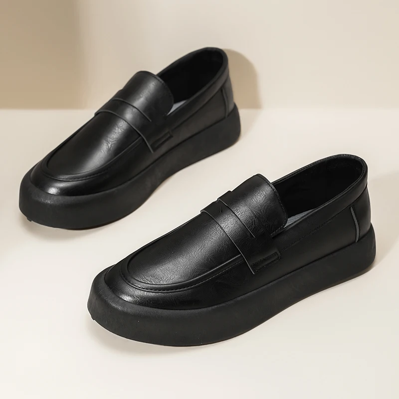 Men's Loafers for Spring, Large Size, Round-Toe Men's Moccasins, Slip-On Casual Shoes, Simple and Lightweight - 3