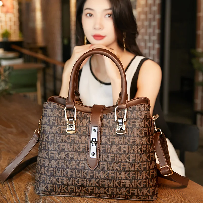 

Women's Tote Bag High Capacity Genuine Leather Shoulder Bag 2024 New Big Bag Women Brand Designer Purses Channels Handbags gg cc