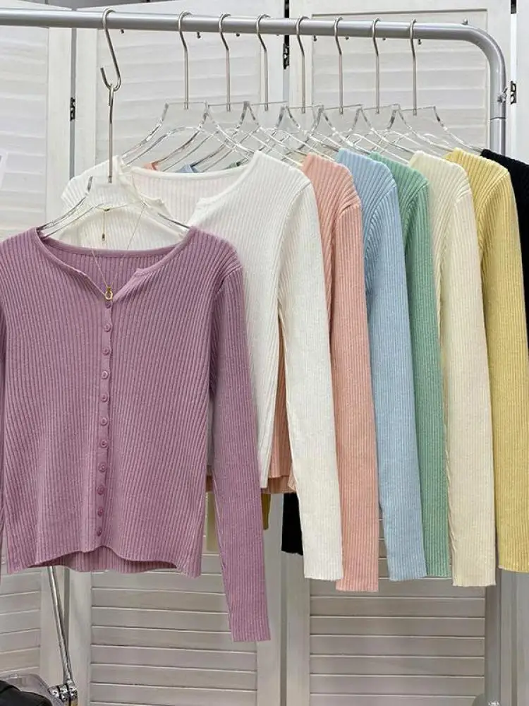 thumbnail image 4 of Suéter holgado con cuello en V y pequeño viento fragante para mujer, suéter, abrigo, oferta especial, cárdigan, novedad de 2024, 4 of 5