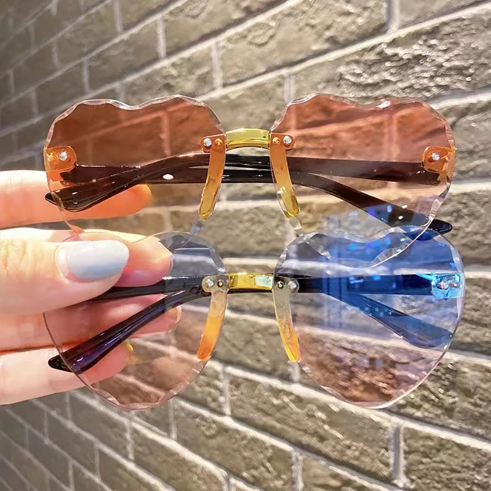 하트 테 림리스 아동 선글라스 패션 하트 모양 어린이 선글라스 소녀 야외 여행..