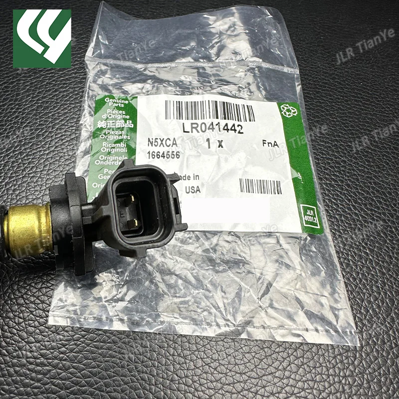 Suitable for Range Rover Discovery 4/5 Coolant Water Temperature Sensor Sensing Plug LR041442 JDE1634