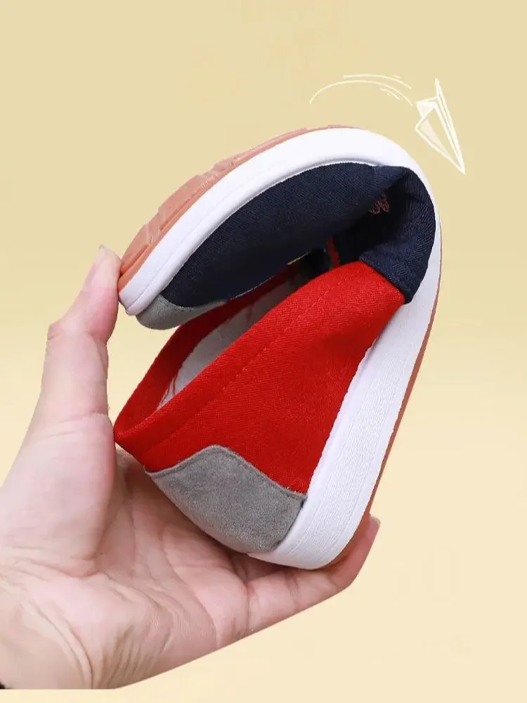 Veowalk Handmade Women's Spring Beautiful Folk Embroidery Flat Shoes Comfortable Soft Canvas Shoes Old Beijing Flat Shoes