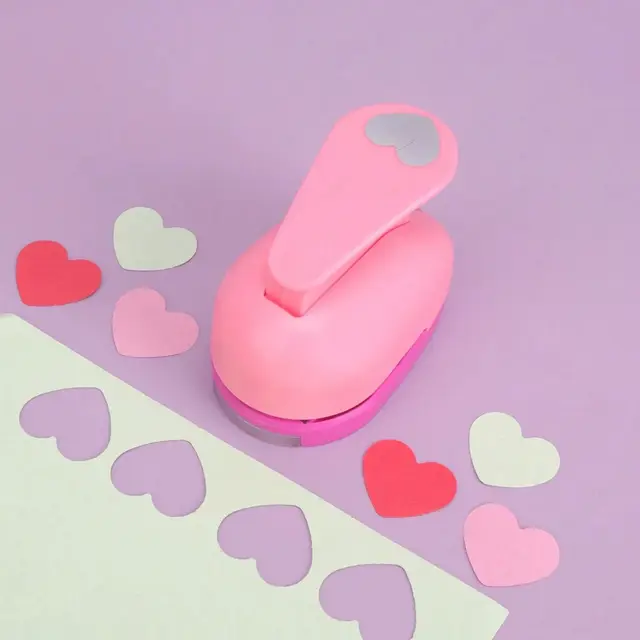 Heart Hole Puncher, DIY Paper Punch for Scrapbooking Supplies, Manual Craft Tool for Card Making, Gift Kids Handmade 1