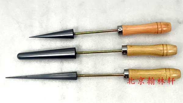 Lamp worker burned glass cone ring cup expander