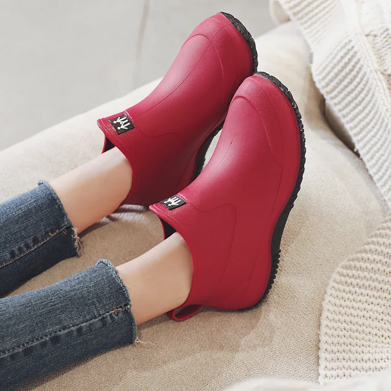 

Couples Rain Shoes Waterproof Rubber Boots Man and Woman Work Garden Galoshes Fishing Kitchen Rainboots Botas Lluvia Impermeable