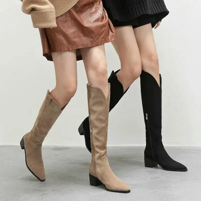 

2023 Thigh High Knight Boots Women Faux Suede Chunky Knee High Boots Ladies Black Sexy Pointed Toe Designer Western Cowboy Boots