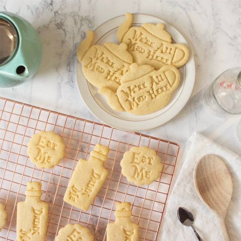 Eat Me Cake Alice In Wonderland Crazy Teapot Drink Me Treat Dessert Quotes Mad Cutter Cookie Cookie Molds With Good Wishes