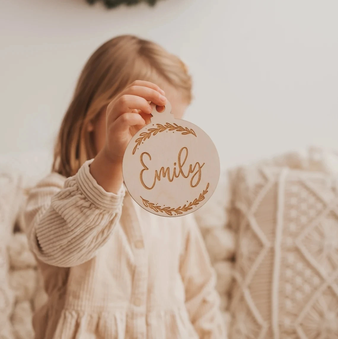 

Name Ball Christmas Ball-Personalized Wooden Sign Tree Ball Name Tag Christmas Gift Idea,Customized name Christmas tree decorate