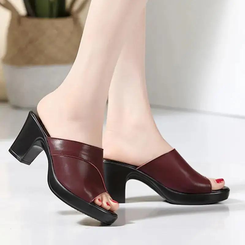 

Women Summer New High-heeled Waterproof Platform Sandals Female Thick-heeled Slippers Bright Leather Solid Color Casual Shoes