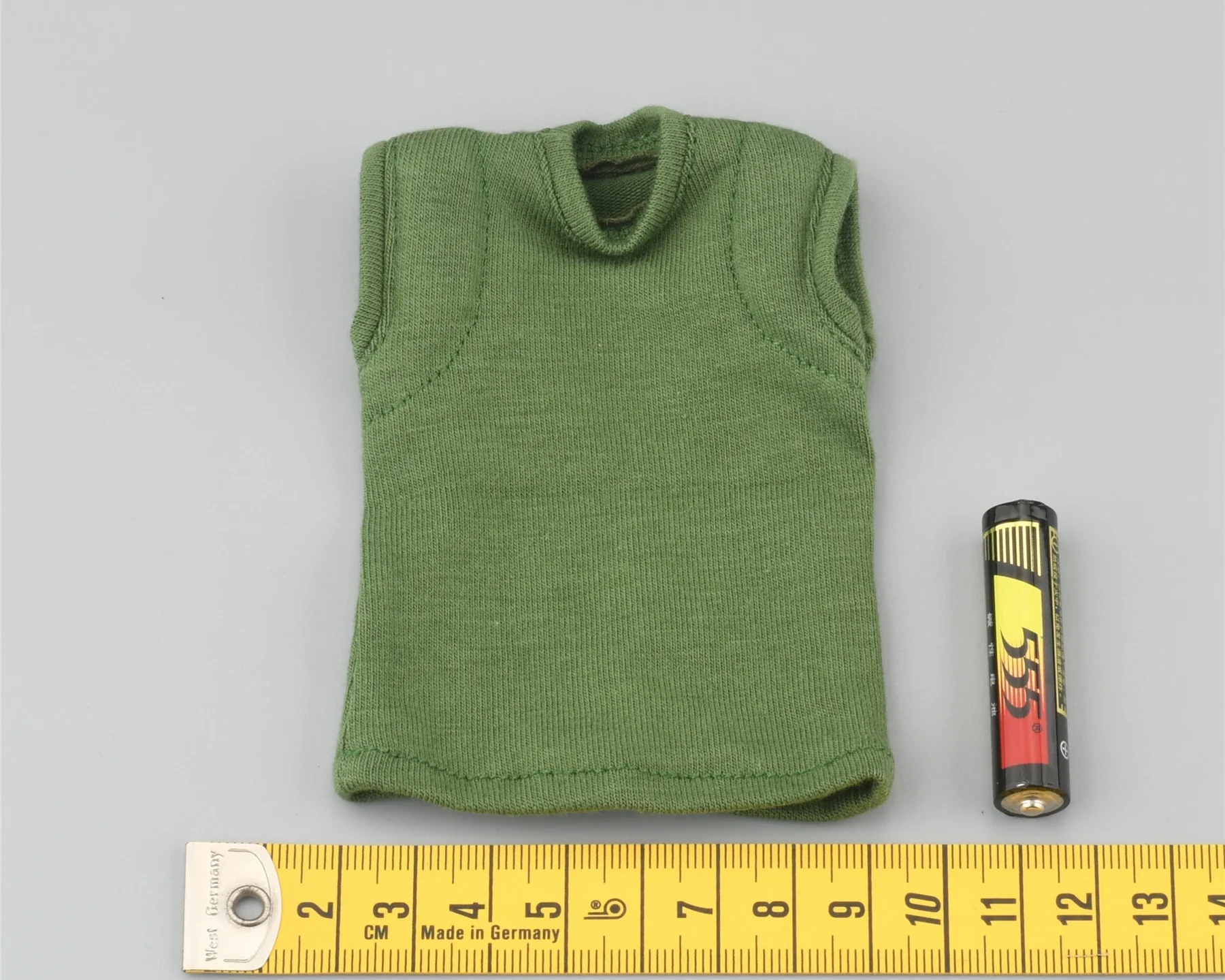 

Модель футболки в масштабе 1/6 для солдатиков 12 дюймов ES GA1006R S