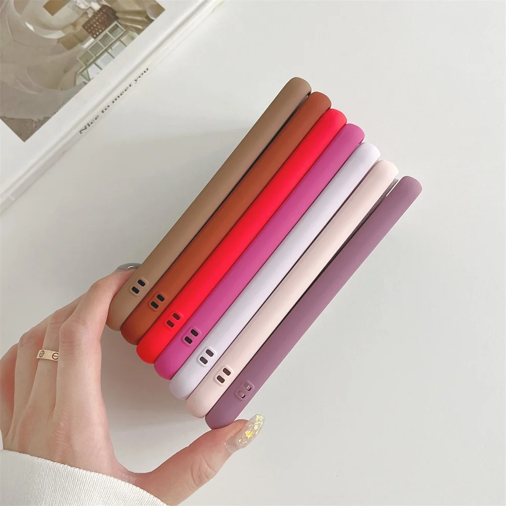 Luxury Liquid Silicone Solid Color Soft Case with Lens Protection and Shockproof Cover