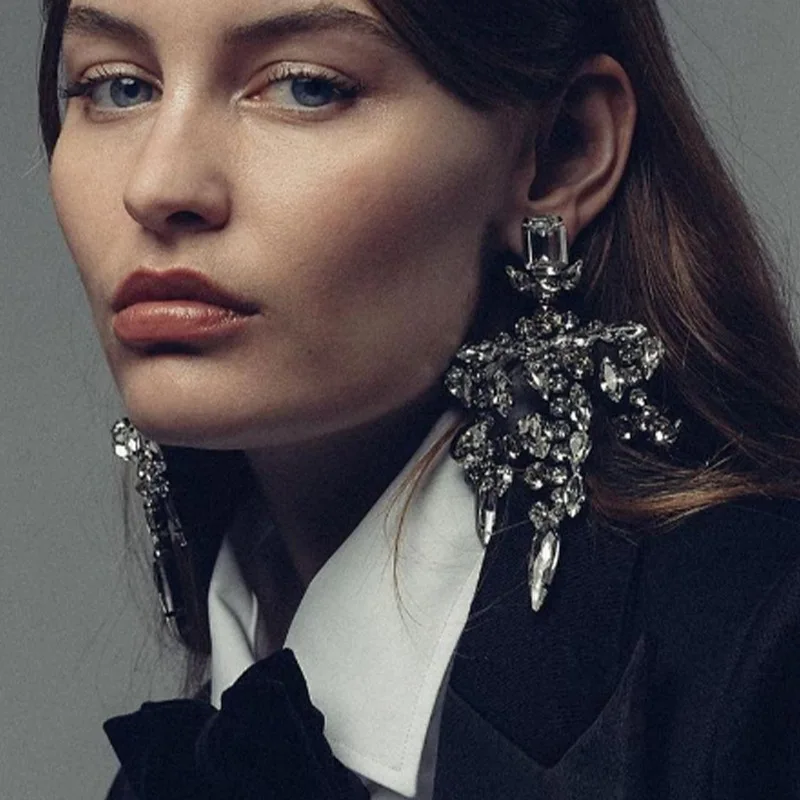 

Crystal Geometric Tassel Drop Earrings Wedding Jewelry for Women Luxury Rhinestone Irregular Dangle Earrings Statement Jewelry