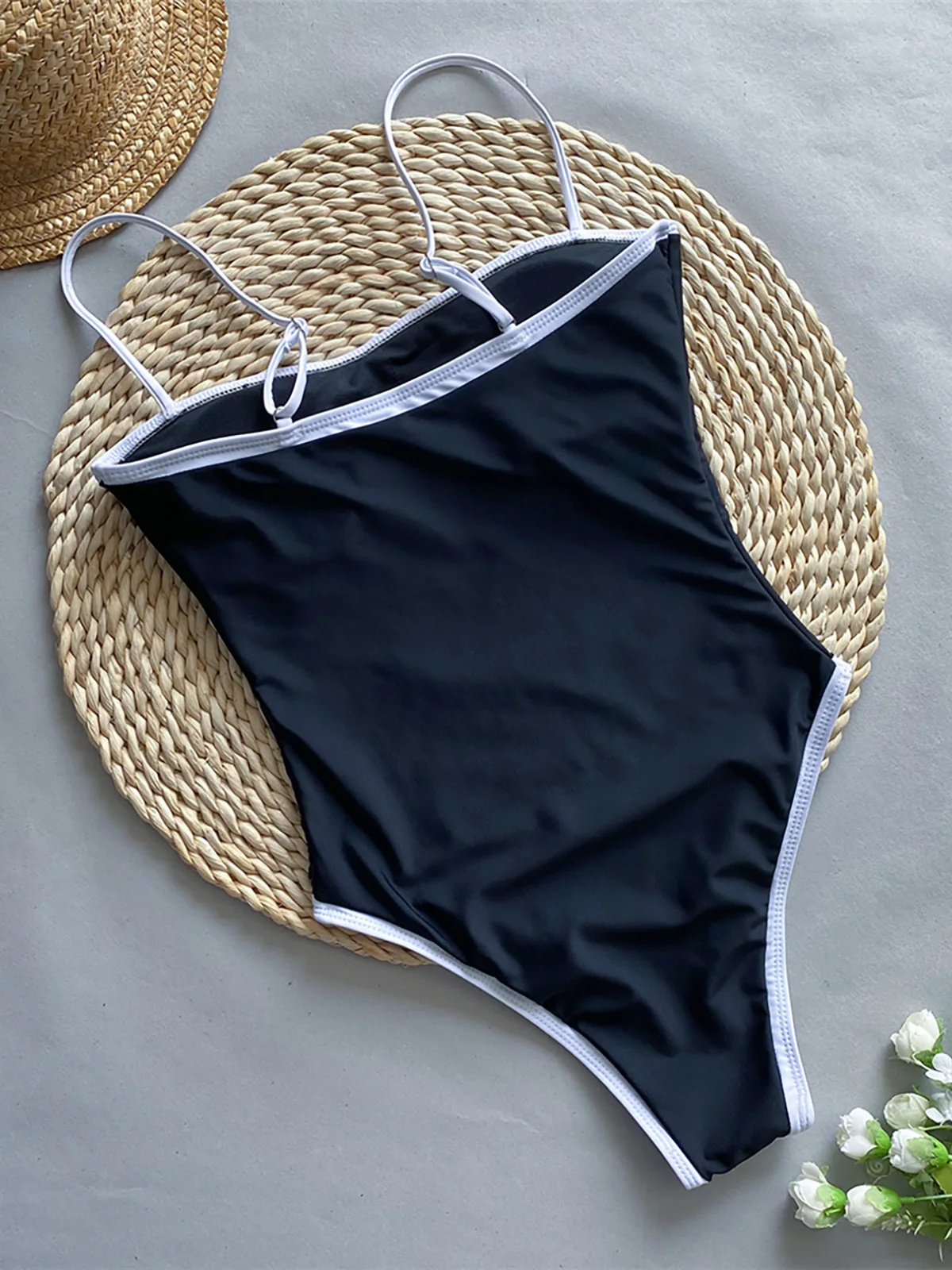 2025 New Sexy Splicing High Leg Cut Women Swimwear One Piece Swimsuit Female Monokini Padded Bather Bathing Suit Swim K5622 5