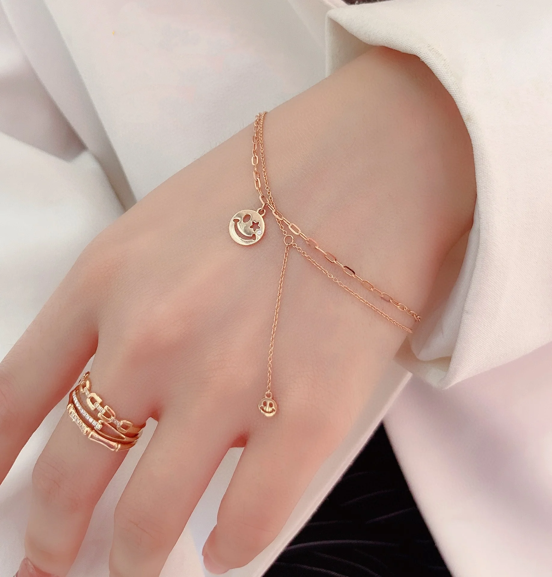 Custom Real Gold Jewelry in Fine Brass Link Bracelet 18K Gold Curban Chain  High Quality Women's Bracelets for Fashion Jewelry - China High Precision  and Metal Stainless Steel Foundry price | Made-in-China.com