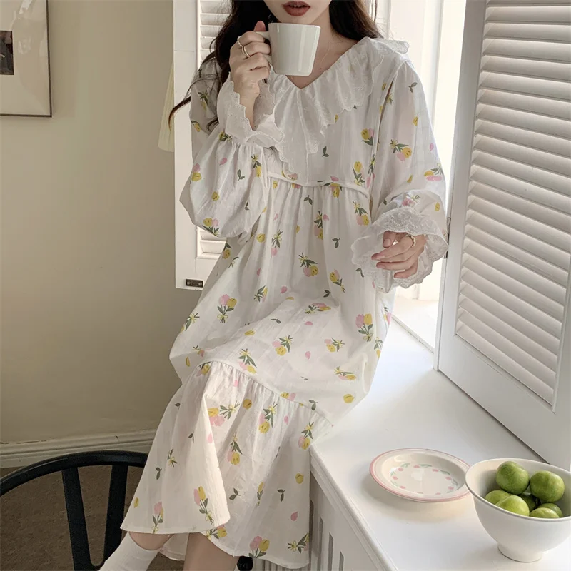 

Cotton Nightdress Female Elegant Floral Princess Style Dress Cute Lantern Sleeve Long-sleeved Pajamas Loose Homewear Autumn D652