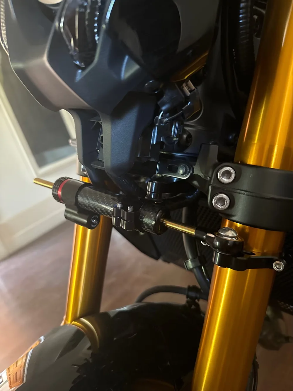 Stabilisateur Direction Yamaha MT09 XSR900 2021-2024 | Support Aluminium CNC | Réducteur De Vibration