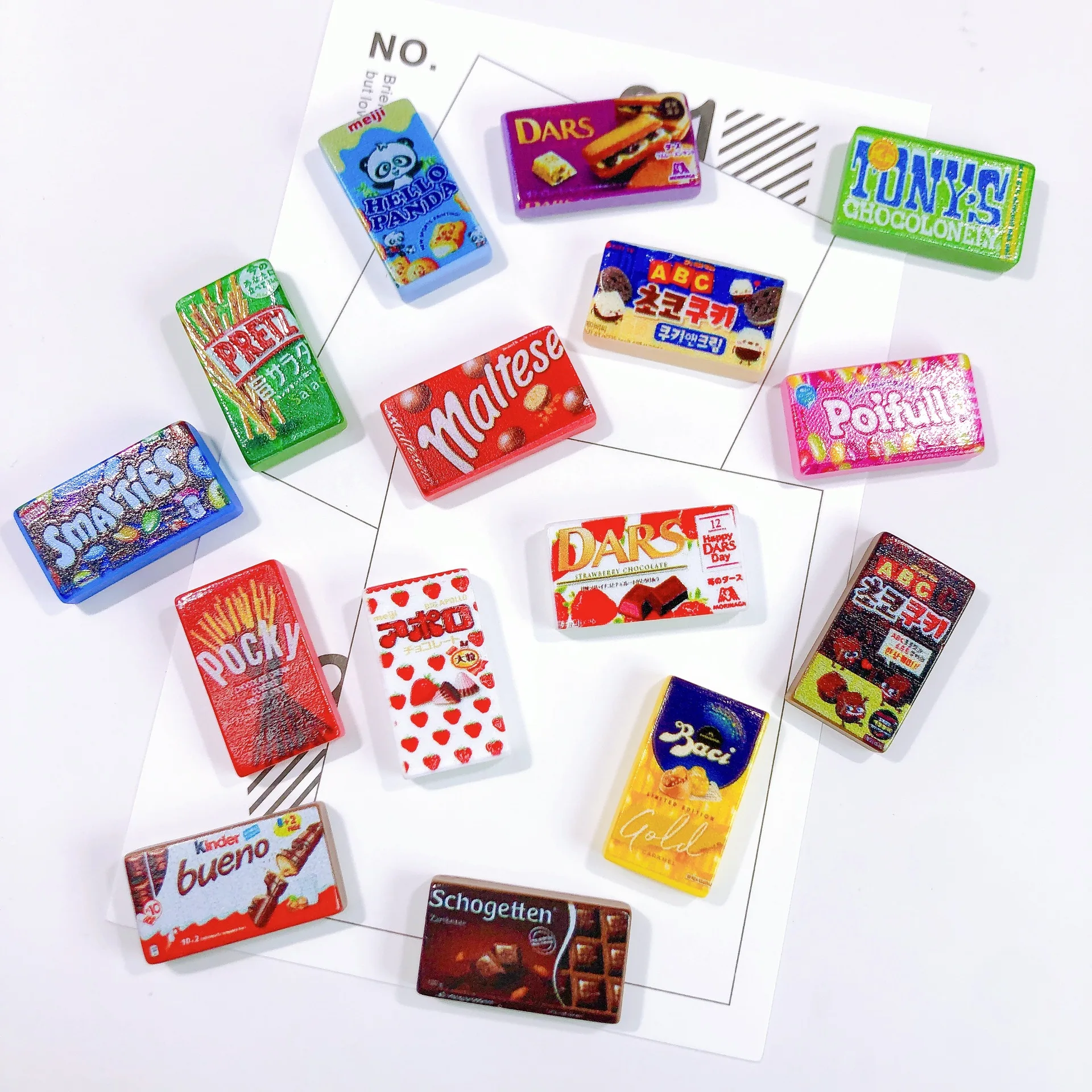 Resin Crafts Accessories 10Pcs Simulation Candy Chocolate Resin Charms Flatback Cabochon Kawaii Doll house Decoration DIY Scrapbooking