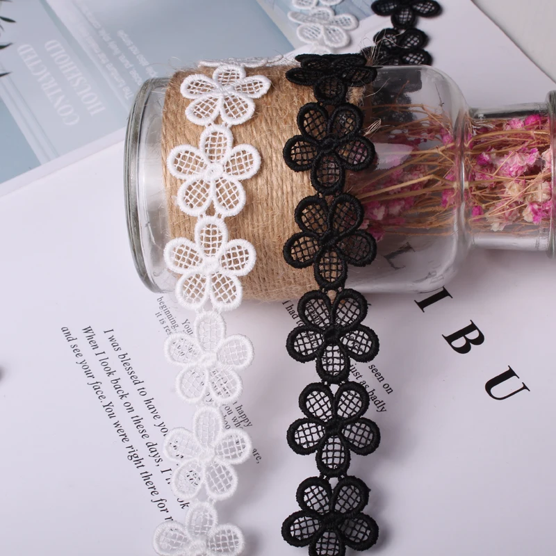 

Flower Lace Trim Embroidery Applique Polyester Lace Trims Fabric Garment DIY Handmade Home Textile Decoration Sewing Accessories