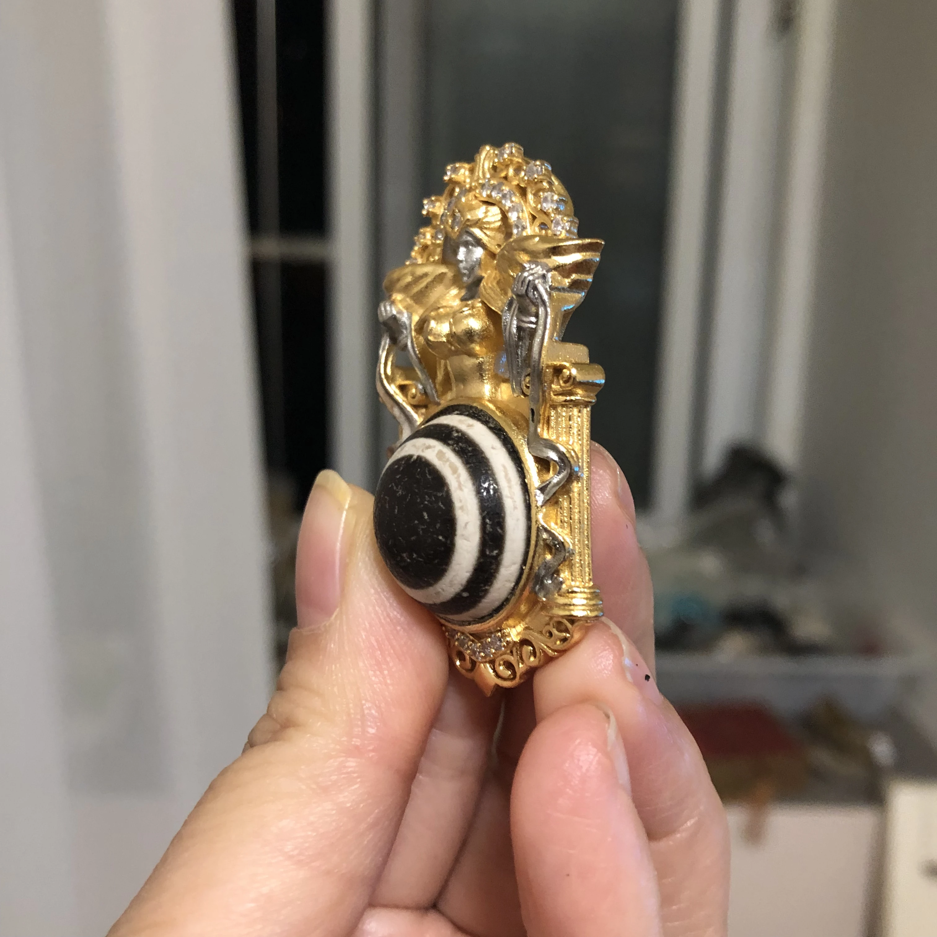 Natural Black Eyes Agate Inlaid Gemstone Trinket Pendant For Men And Women Popular Ethnic Style