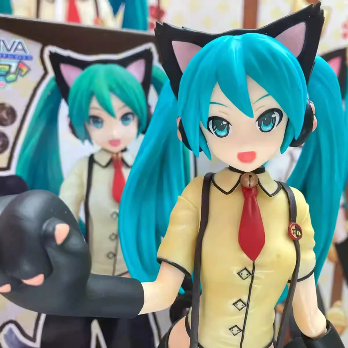 Hatsune Miku Cat Version PVC Figure - Collectible Desktop Decoration Gift