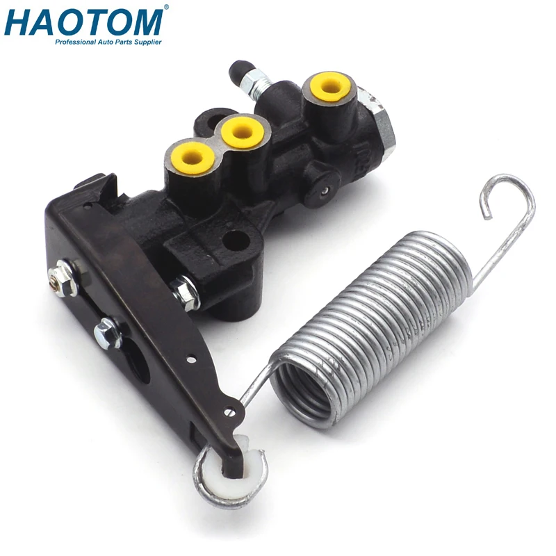 

For Mitsubishi Pickup Triton L200 Brake Distributor Load Sensing Valve CompensatorMB618321 MB618320