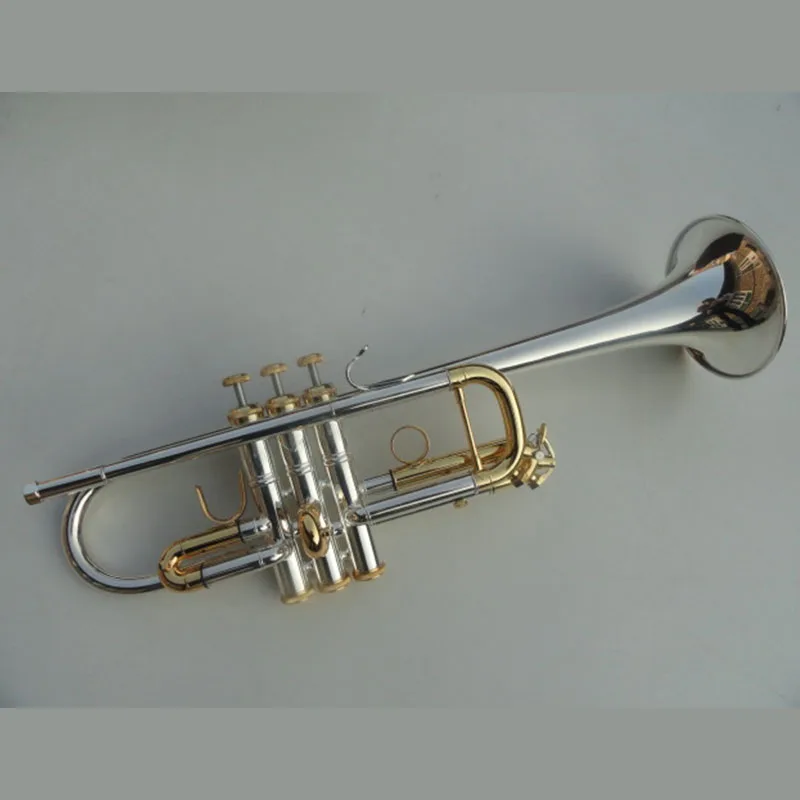 

Brass trumpet Bach C key trumpet, high quality instrument with hard case, mouthpiece, cloth and gloves, gold plated keys