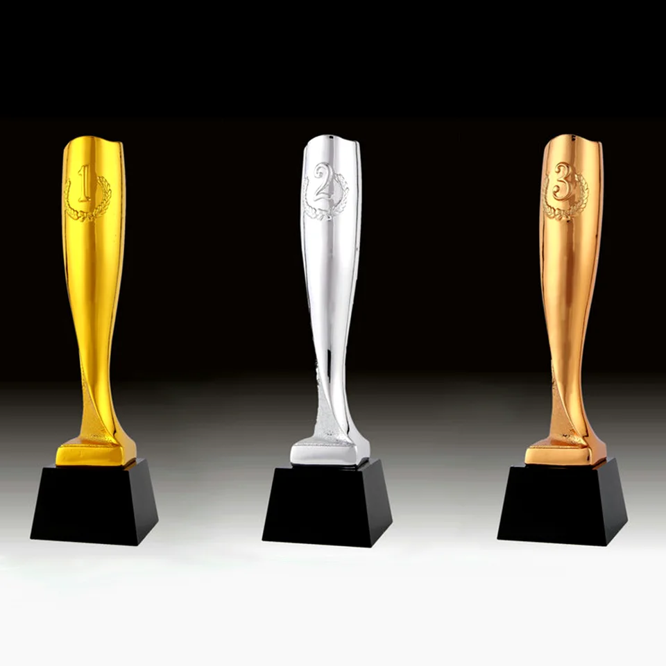 Custom Shapes Transparent Crystal Glass Acrylic Trophy Cups for