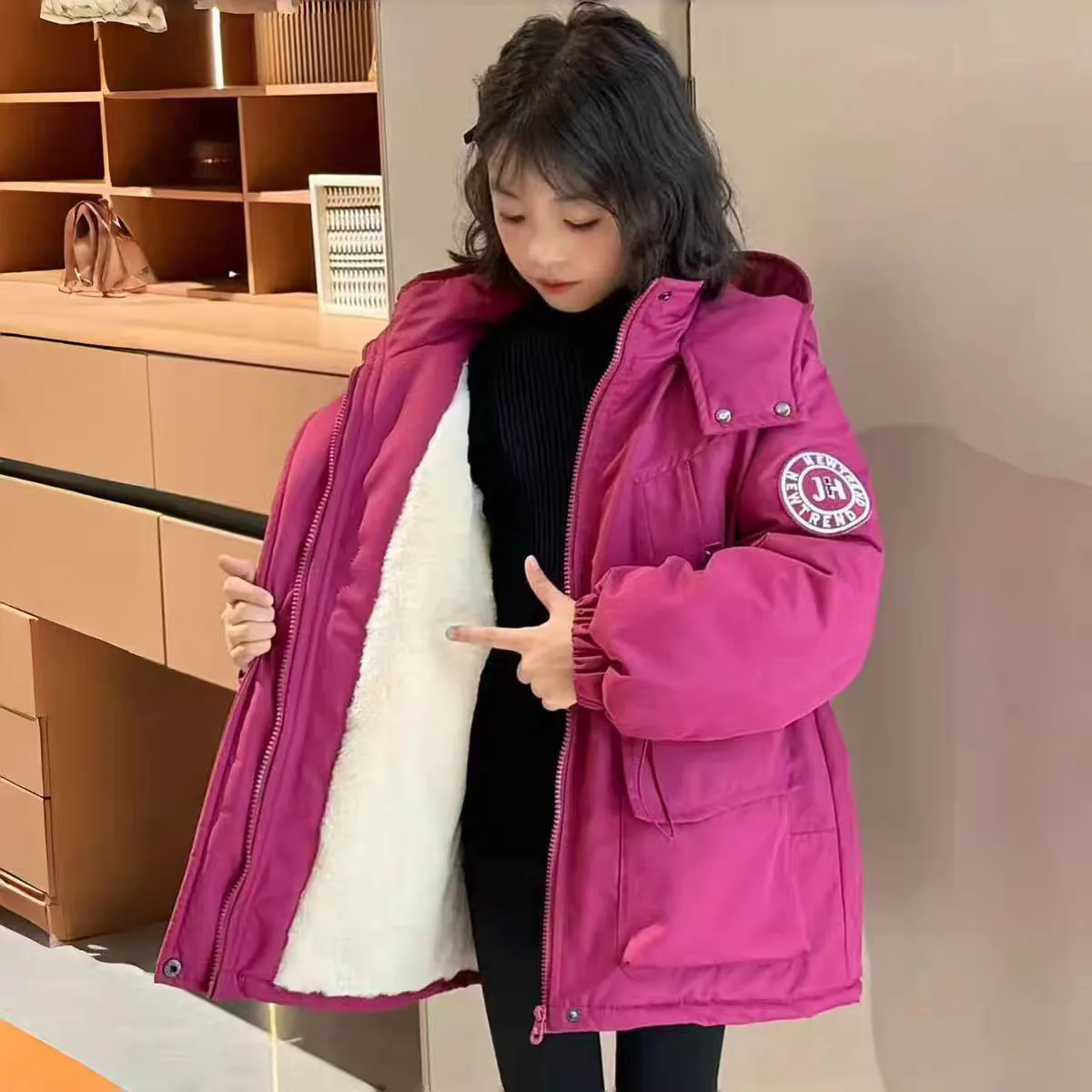 Jacket Detail 1