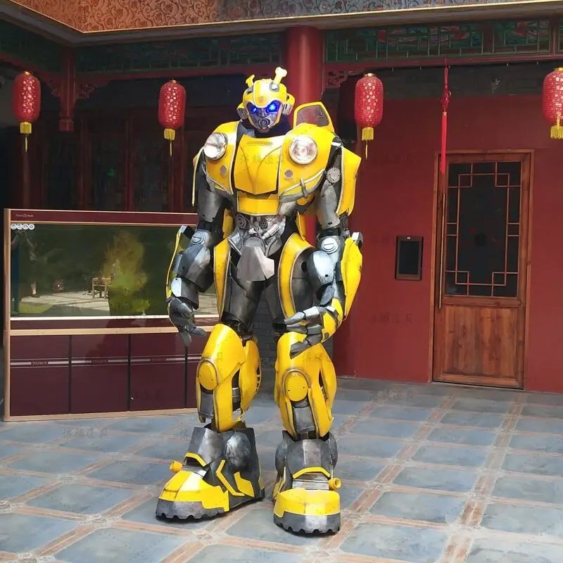 Рисунок 4 - Трансформеры, человеческий размер