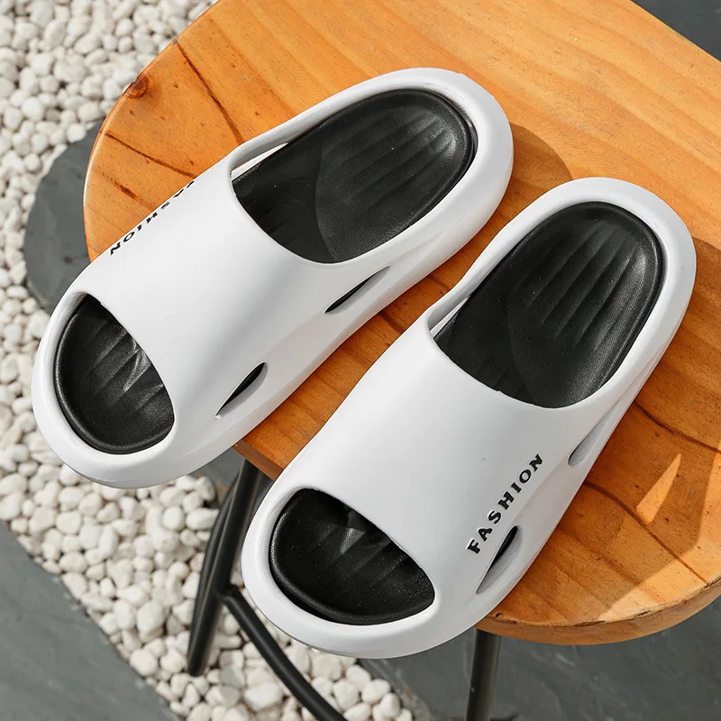 New fashionable men's and women's slippers thick-soled summer beach sandals bathroom non-slip simple ultra-light flip-flops