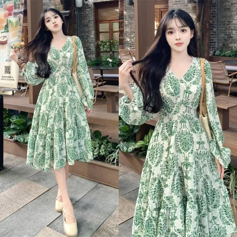 

Women's Lantern Sleeve V-neck Dress, Fashionable Patchwork, Plus Size, Autumn